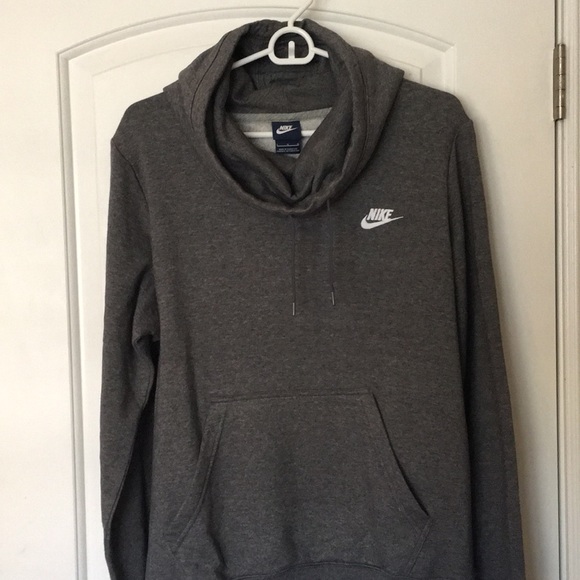 Nike Sweaters - Nike Sweater